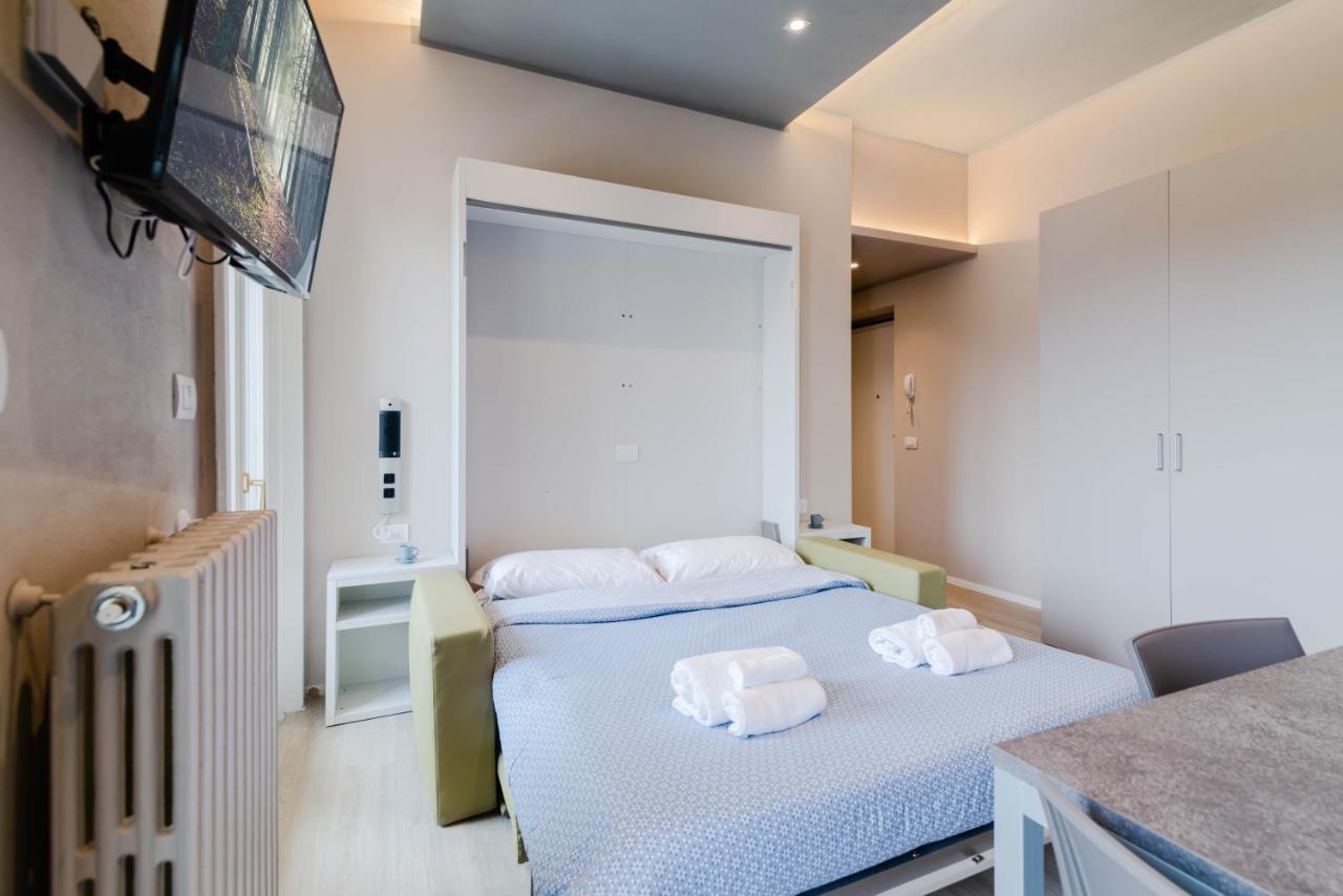 Pavia Tower - By Host4U Apartment Bagian luar foto